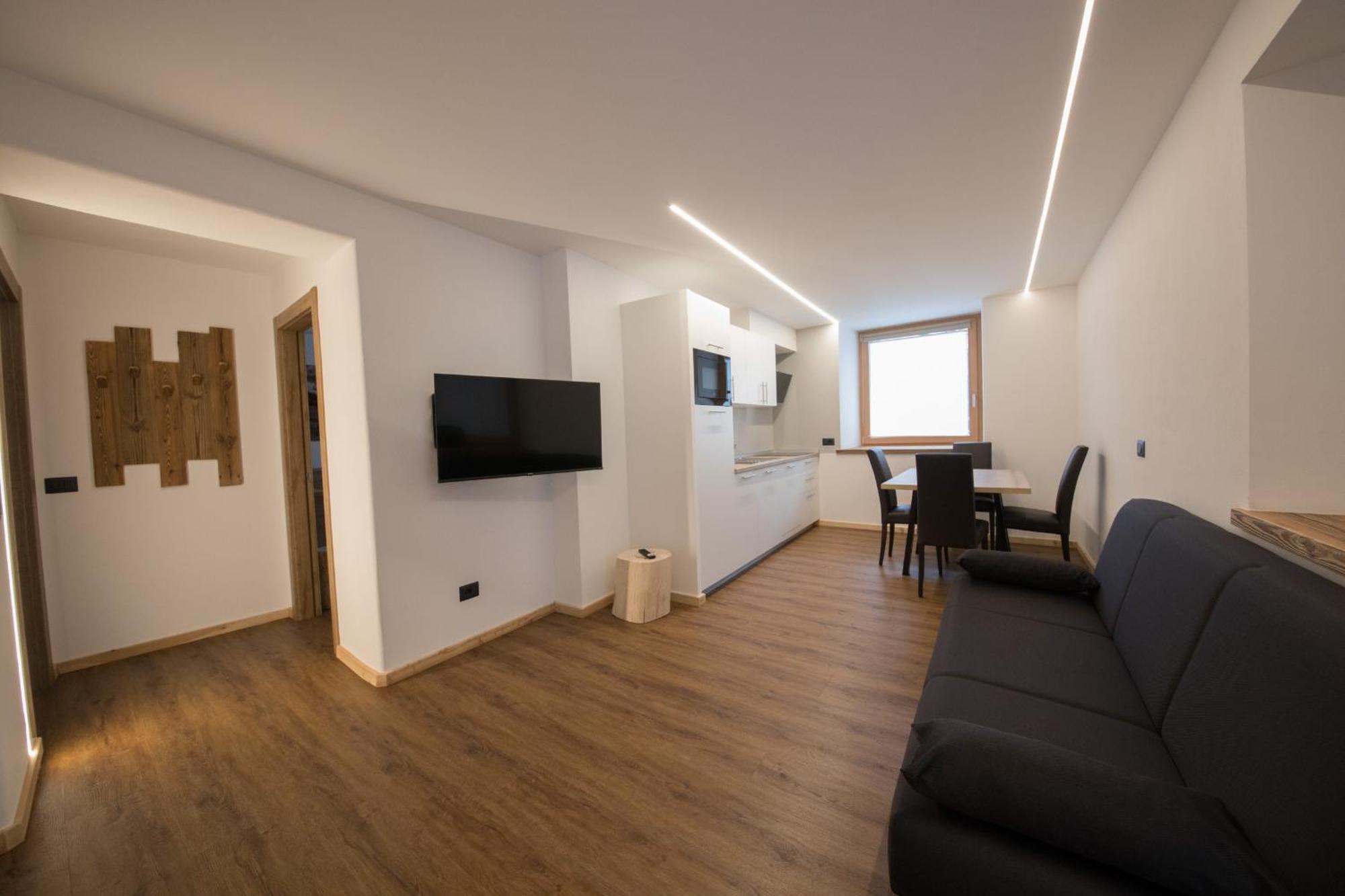 Latemar Fiemme Apartments เตเซโร ภายนอก รูปภาพ